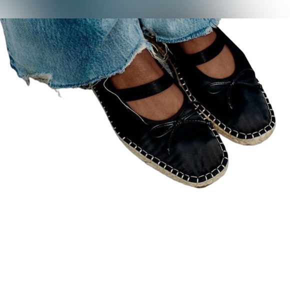 NWT Women ZARA Black Satin Effect Slip-on Espadrilles Flat Mule Shoes EU 40/US 9 - Picture 2 of 8